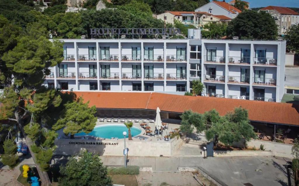 Hotel לומבארדה מראה חיצוני תמונה